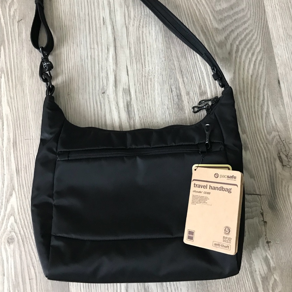 Pacsafe travel bag
